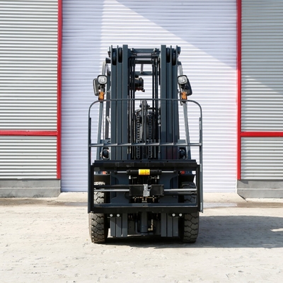2.5ton Forklift with Automatic Transmission Min. Width of Right Angle Stacking 4280mm