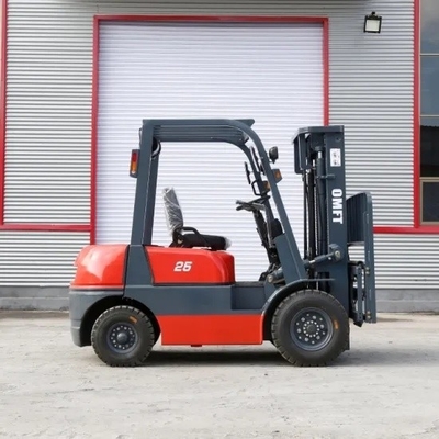 2.5t Cpcd25 Forklift with Isuzu Engine and 4110mm Min. Width of Right Angle Stacking