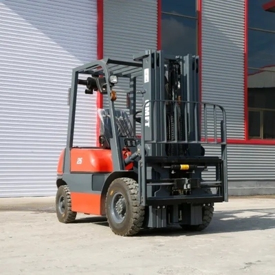 2.5t Cpcd25 Forklift with Isuzu Engine and 4110mm Min. Width of Right Angle Stacking