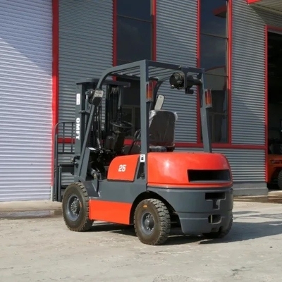 2.5t Cpcd25 Forklift with Isuzu Engine and 4110mm Min. Width of Right Angle Stacking