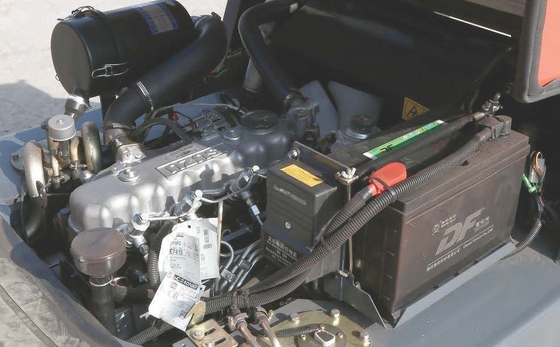 High Load Capacity 4 Ton Diesel Forklift with Japanese Engine Outstanding Performance