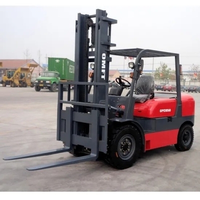 Forklift with 4500 5000kg Capacity and Easy Operation System Powered by Diesel Engine