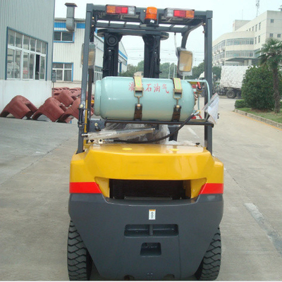 2ton LPG Forklift with Advanced Nissan K21 K25 Petrol Gasoline Engine and 920mm Fork