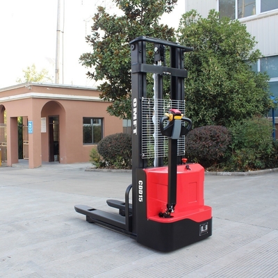 Container Material Handling with 1.5t Electric Stacker and Standard Certification