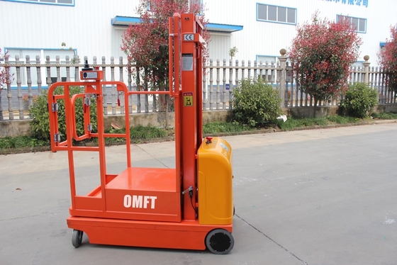 Self-Propelled Order Picker with Free Battery Charger and 2X24/0.4 Driving Motor